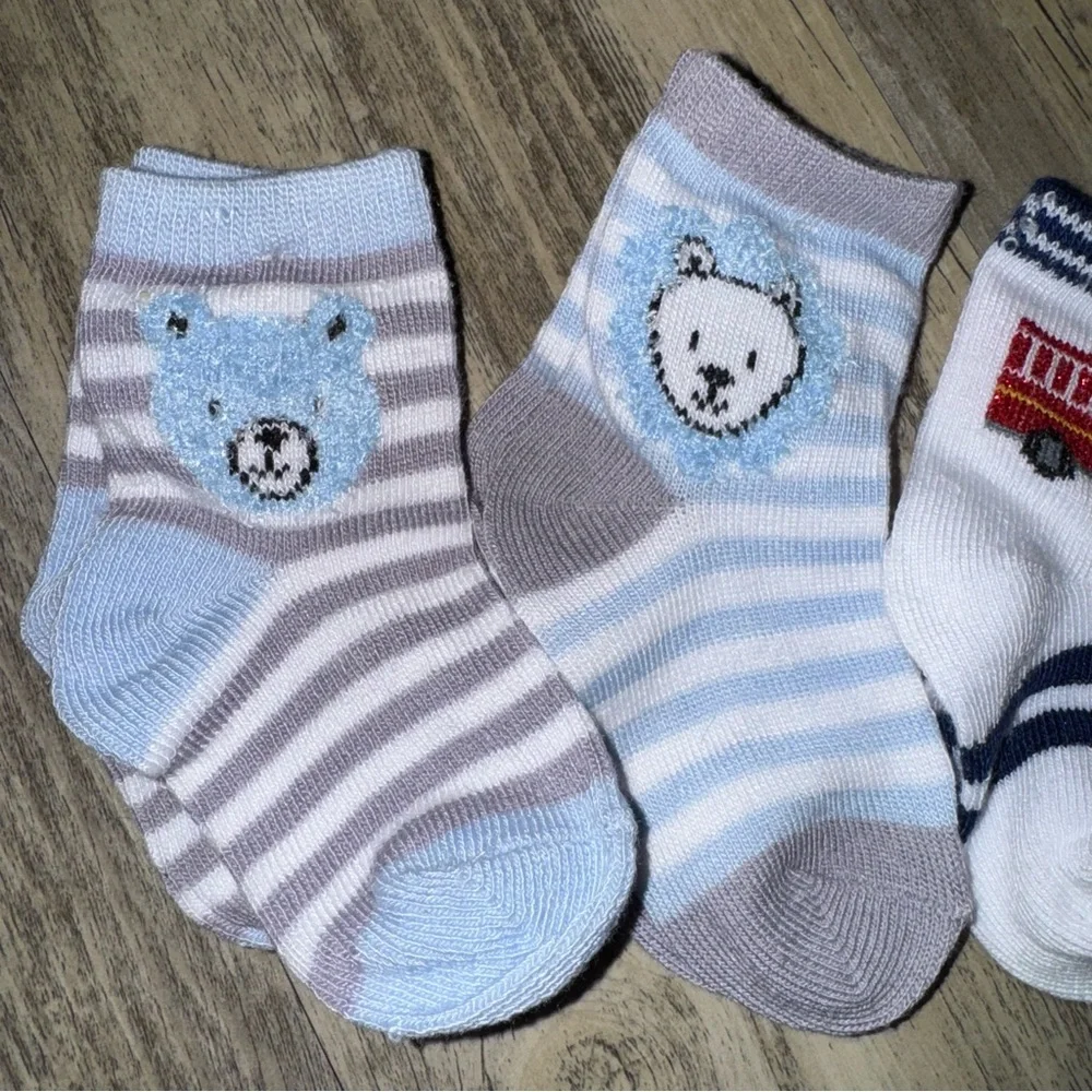 ☀️6/$20☀️ Baby Boy Socks Set